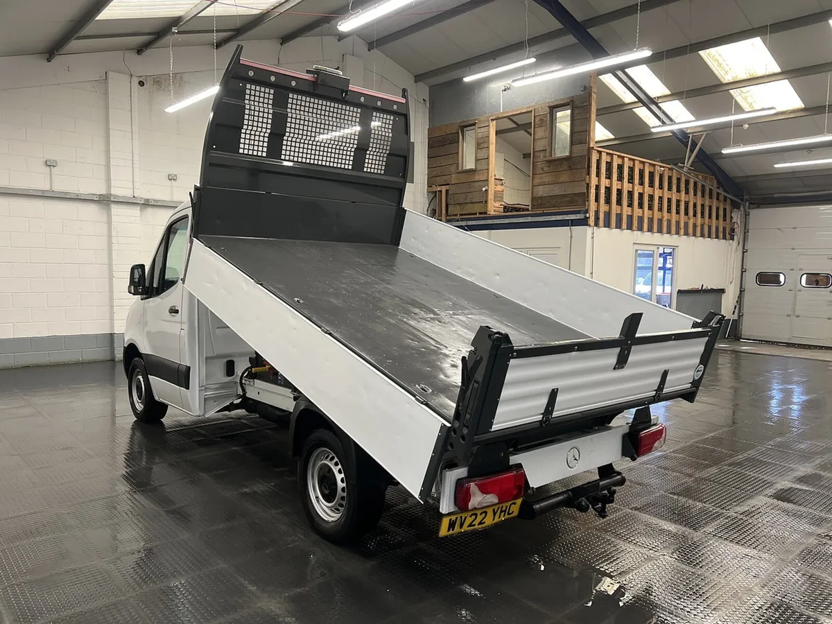 2022 Mercedes-Benz Sprinter Tipper Van - Image 3