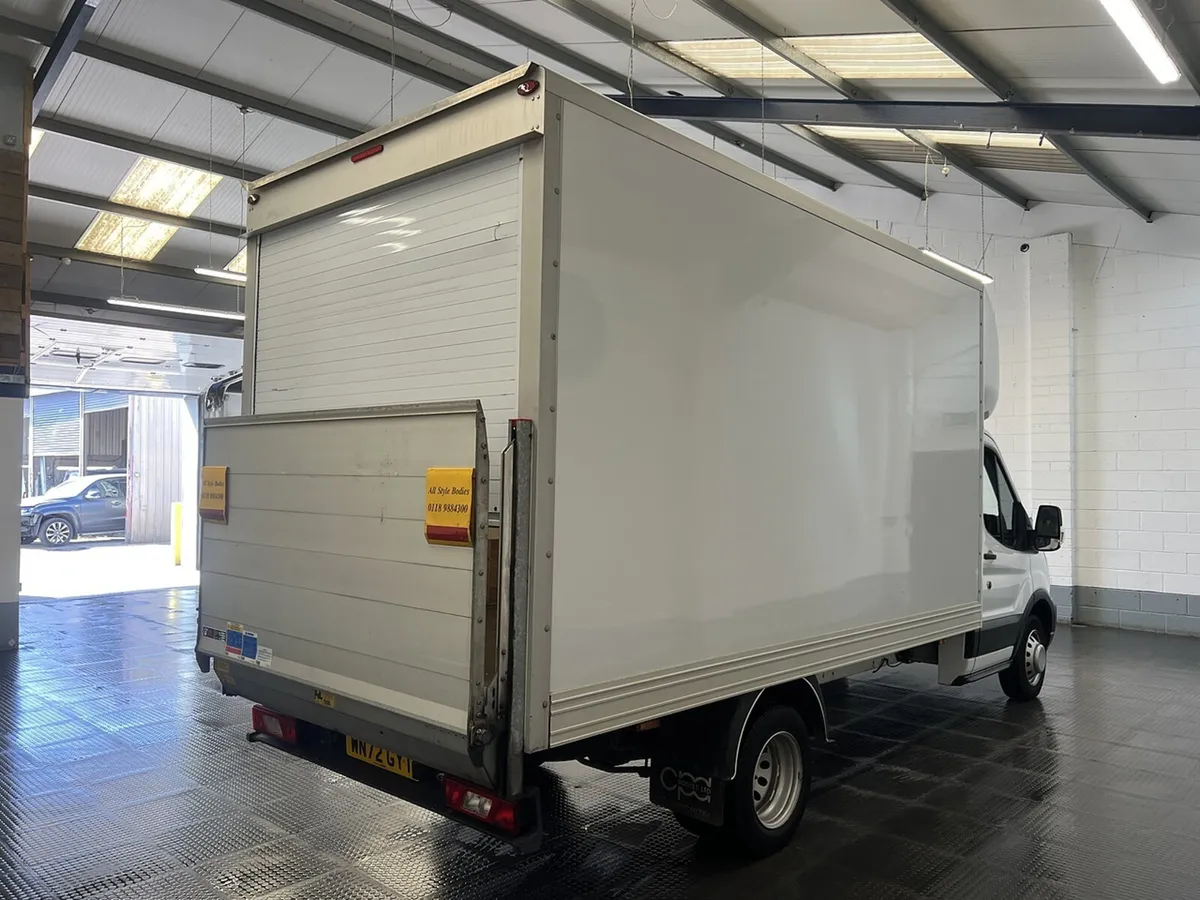 2022 Ford Transit Luton Box Van - Image 3