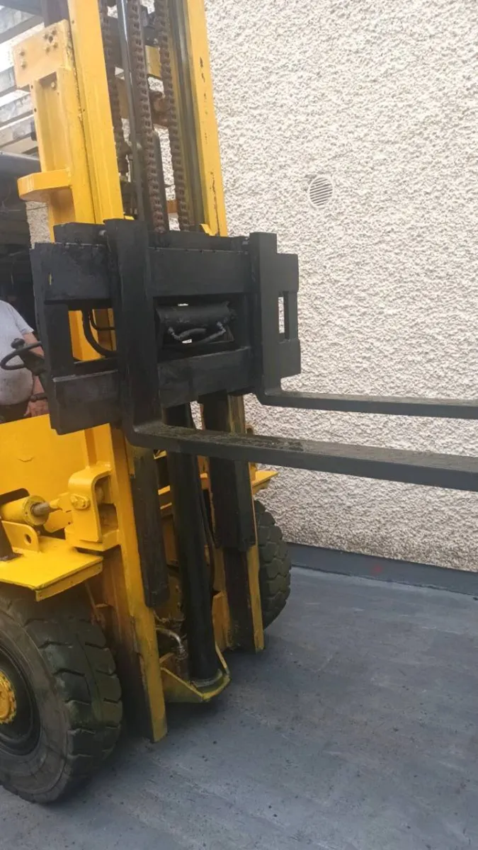 Forklift - Image 2