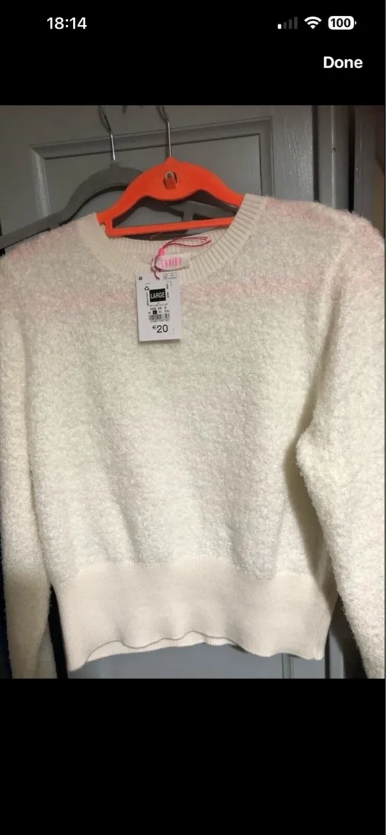 Ladies BNWT jumper size L €10 - Image 1