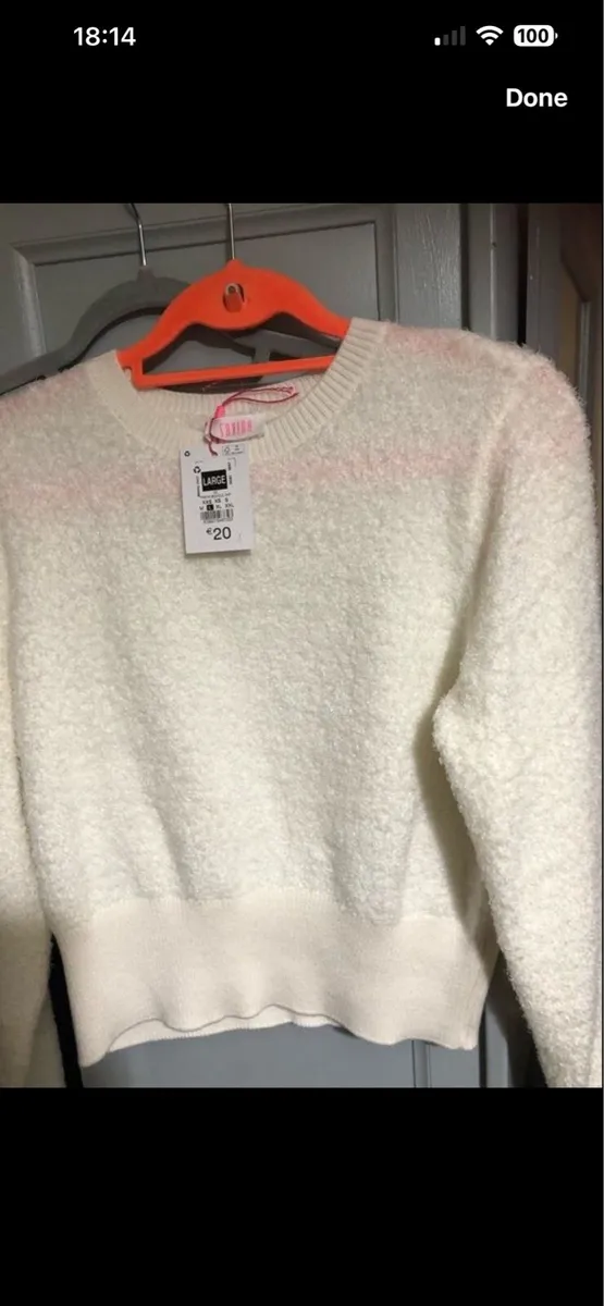 Ladies BNWT jumper size L €10 - Image 2