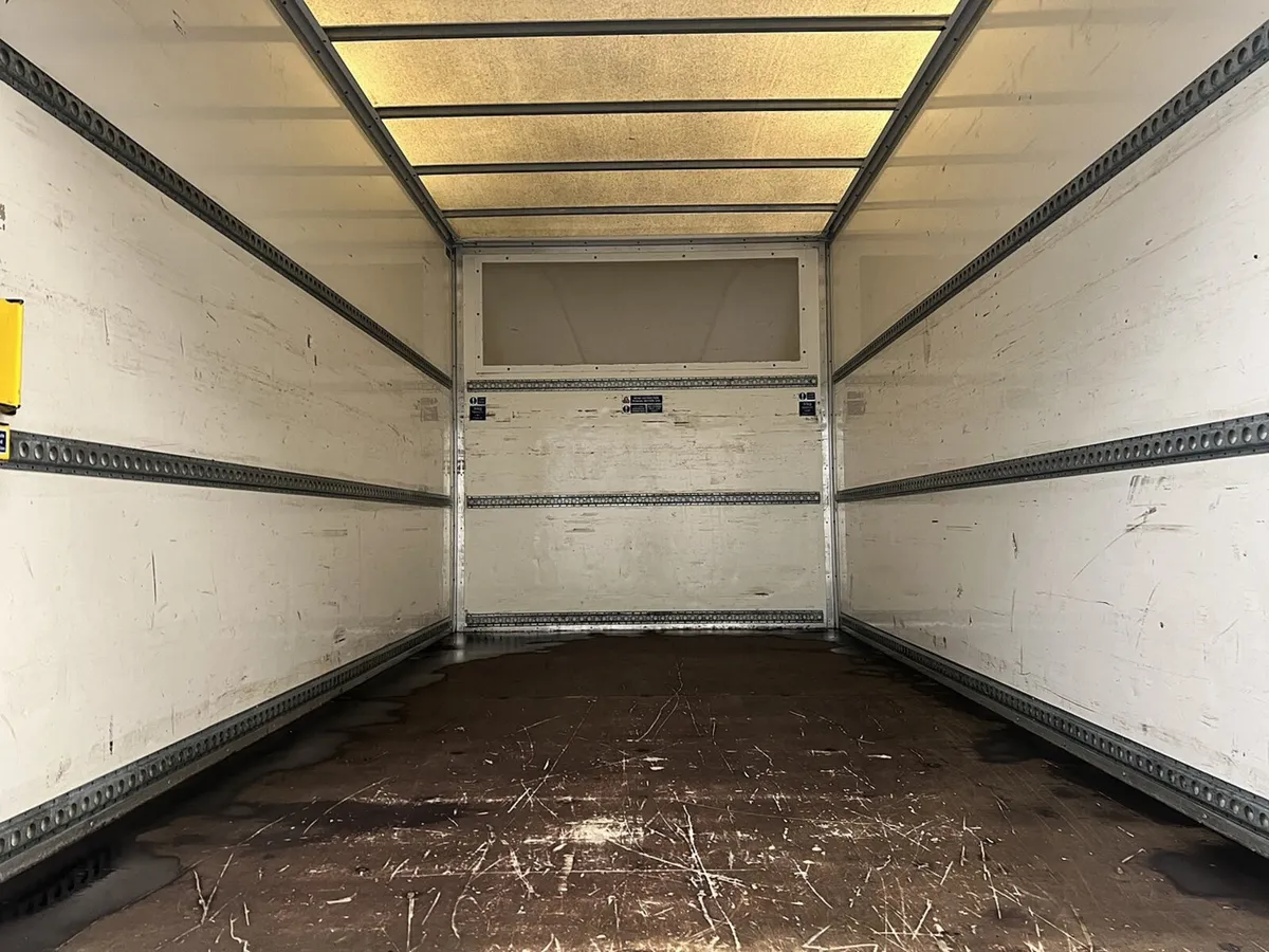 2021 Ford Transit Luton Box Van - Image 3