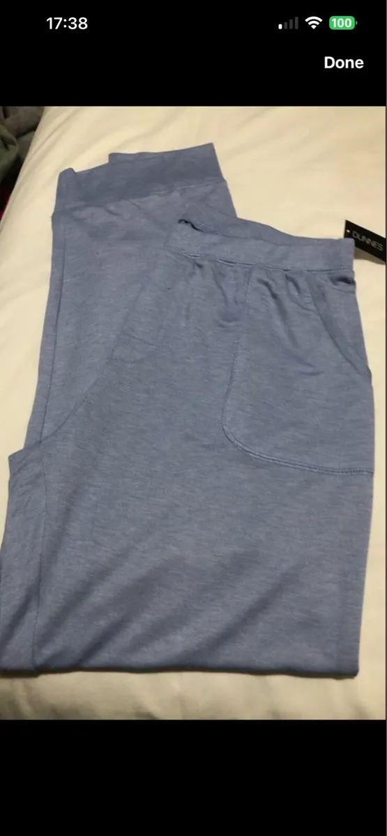 Ladies BNWT bottoms size L €5 - Image 2