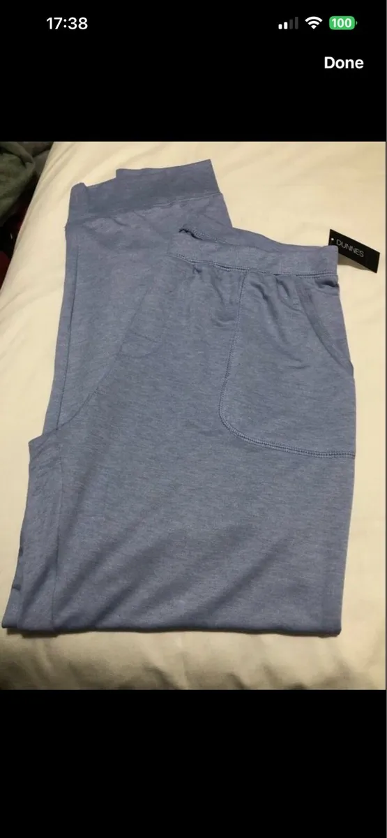 Ladies BNWT bottoms size L €5 - Image 4