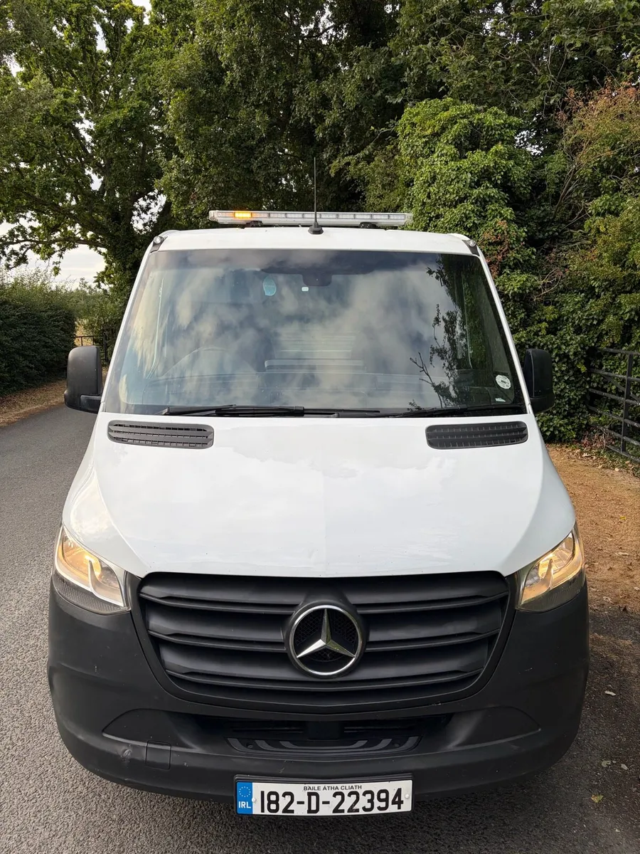 Mercedes sprinter recovery - Image 1