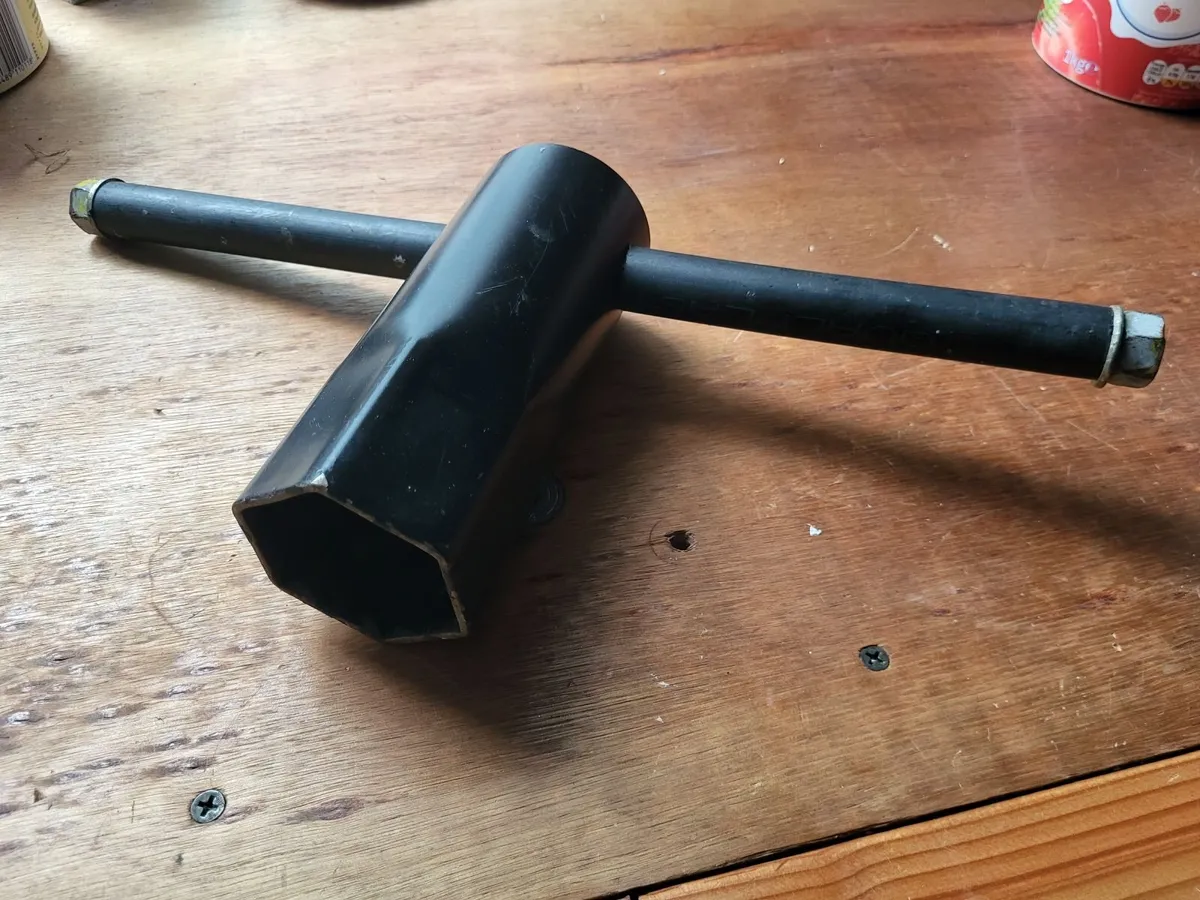 52mm Hub Nut Box Spanner (Heavy Duty / Custom Hand - Image 3