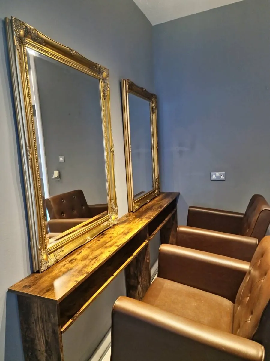 Hairdresser Room Rent - Image 2