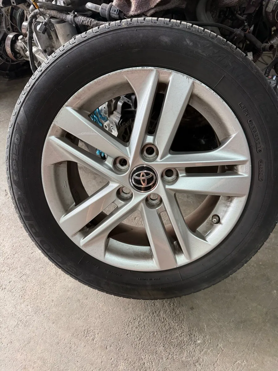 Toyota set of wheels for sale - Image 3