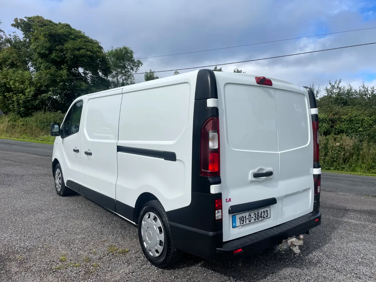 Renault Trafic 2019 lwb 1.6 diesel Cvrt 6/27 - Image 4