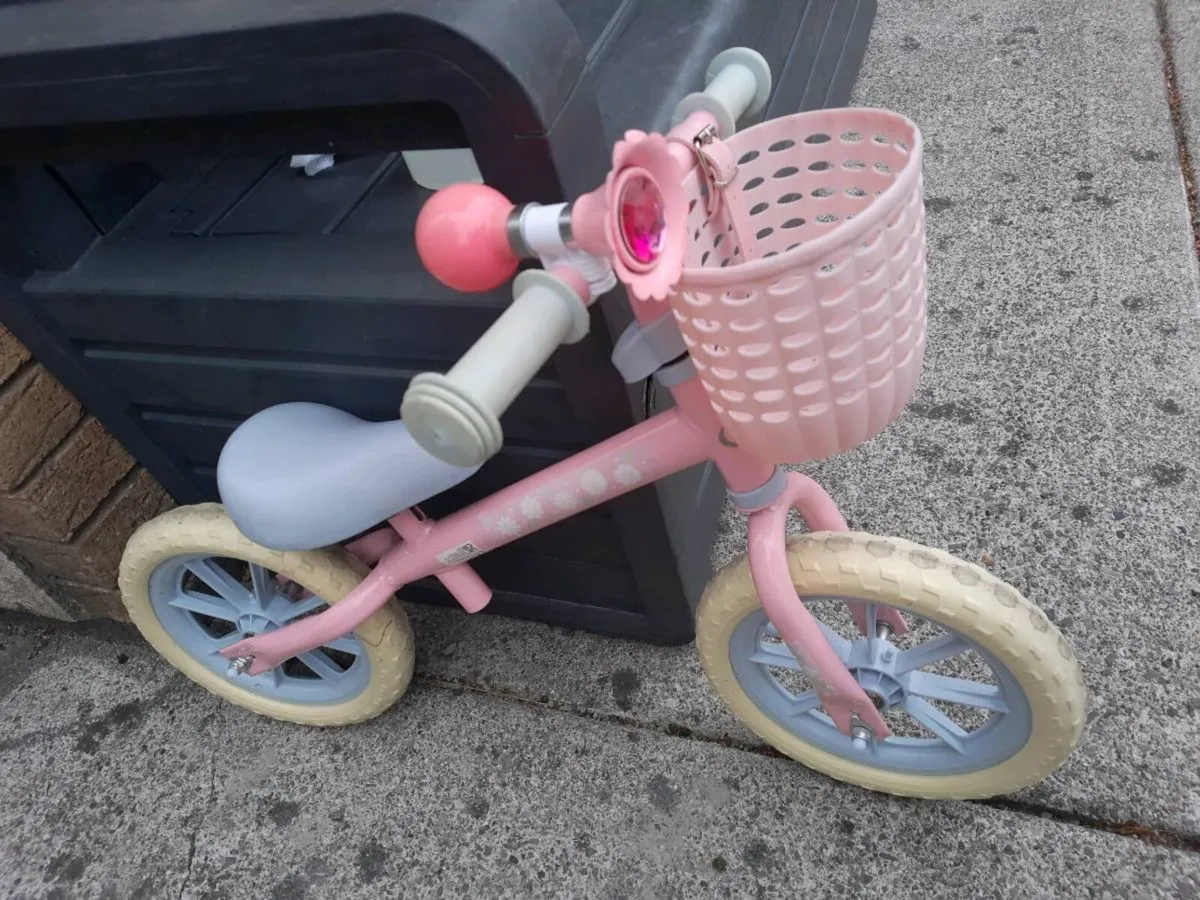 Balance bike - Image 2