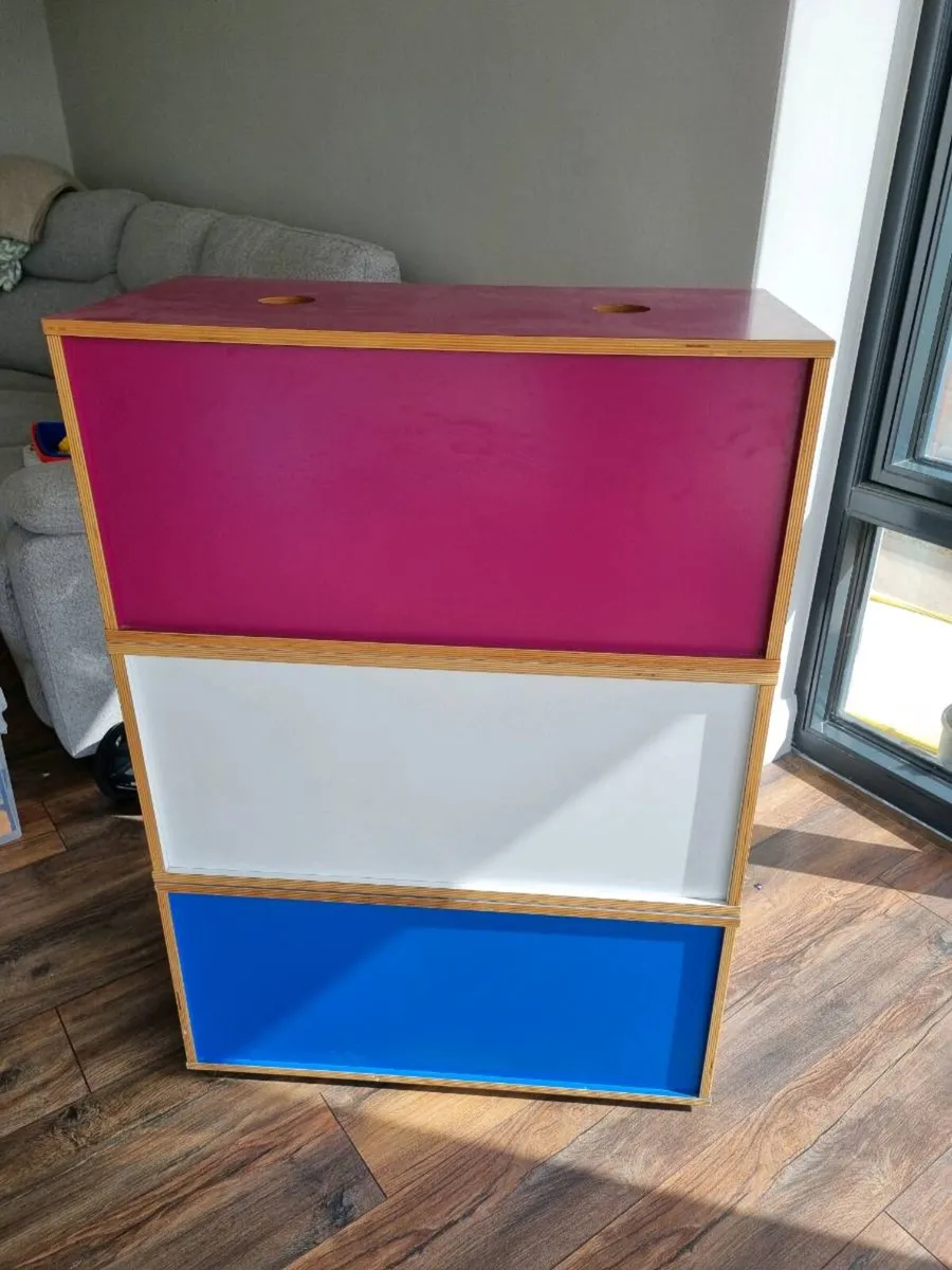Storage unit - Image 3