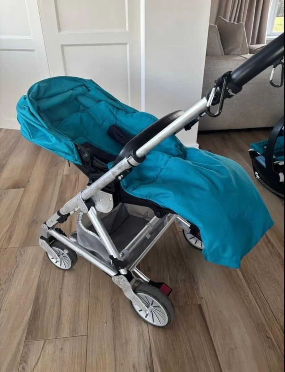 Mamas and papas pram and buggy - Image 2