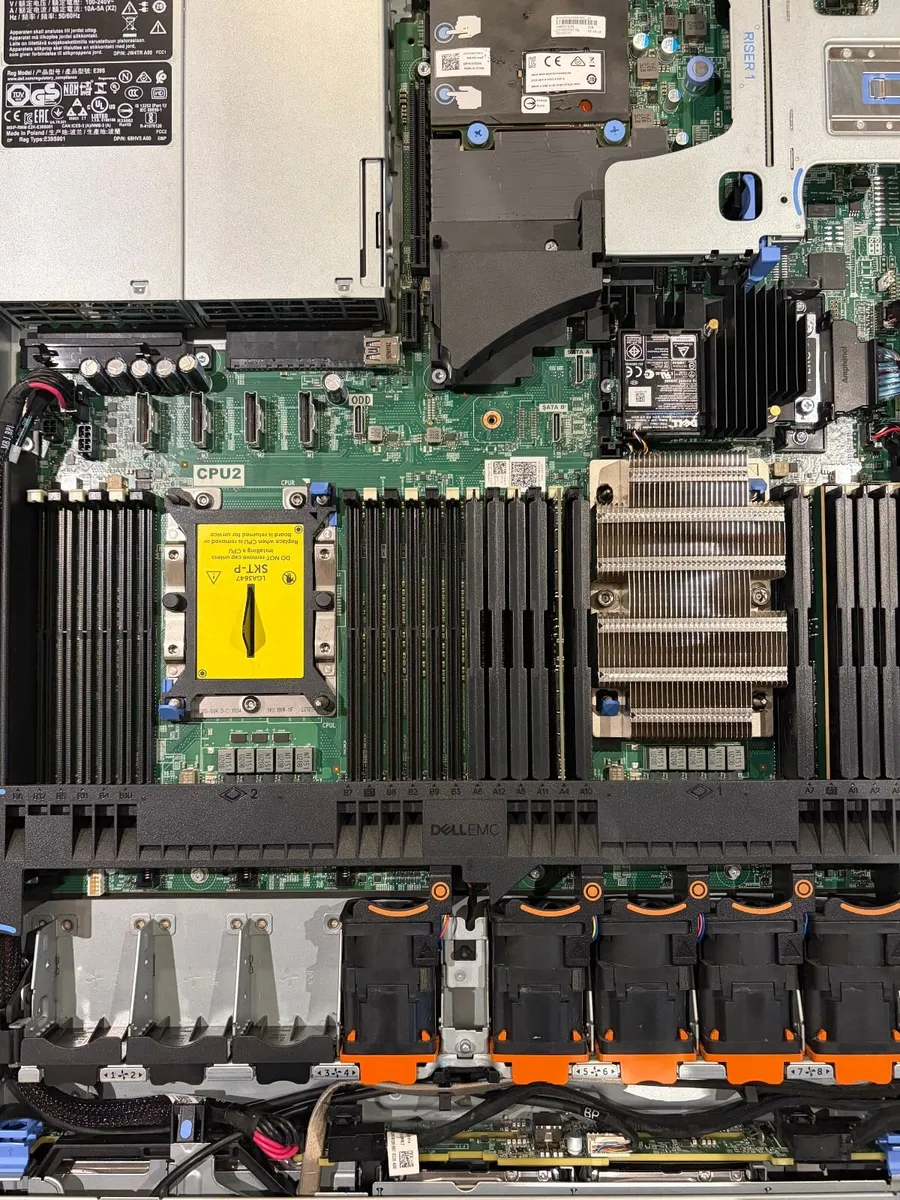 Dell PowerEdge R640 1U Server - Image 2