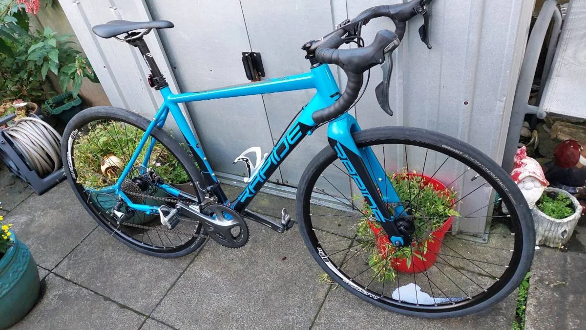Rapide Gravel Bike with Disc Brakes - Image 1
