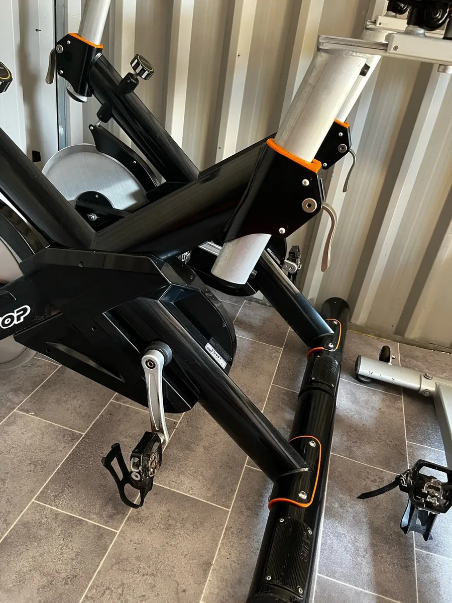 Spin bikes 30kg flywheel - Image 3