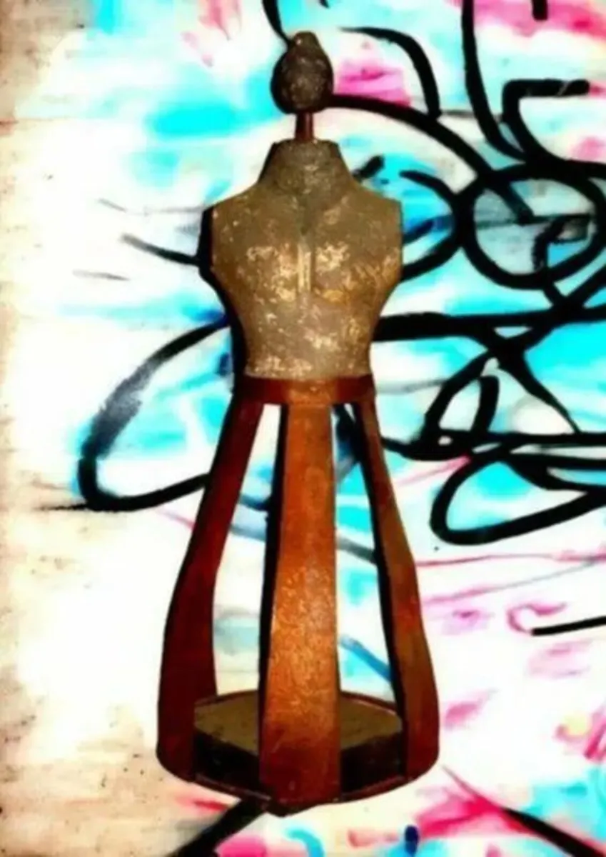 Vintage Harrods Display Mannequin Dress Form - Image 1