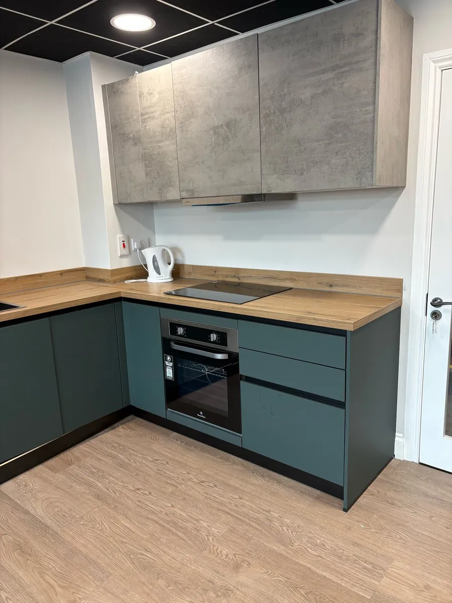 Kitchen - Image 3