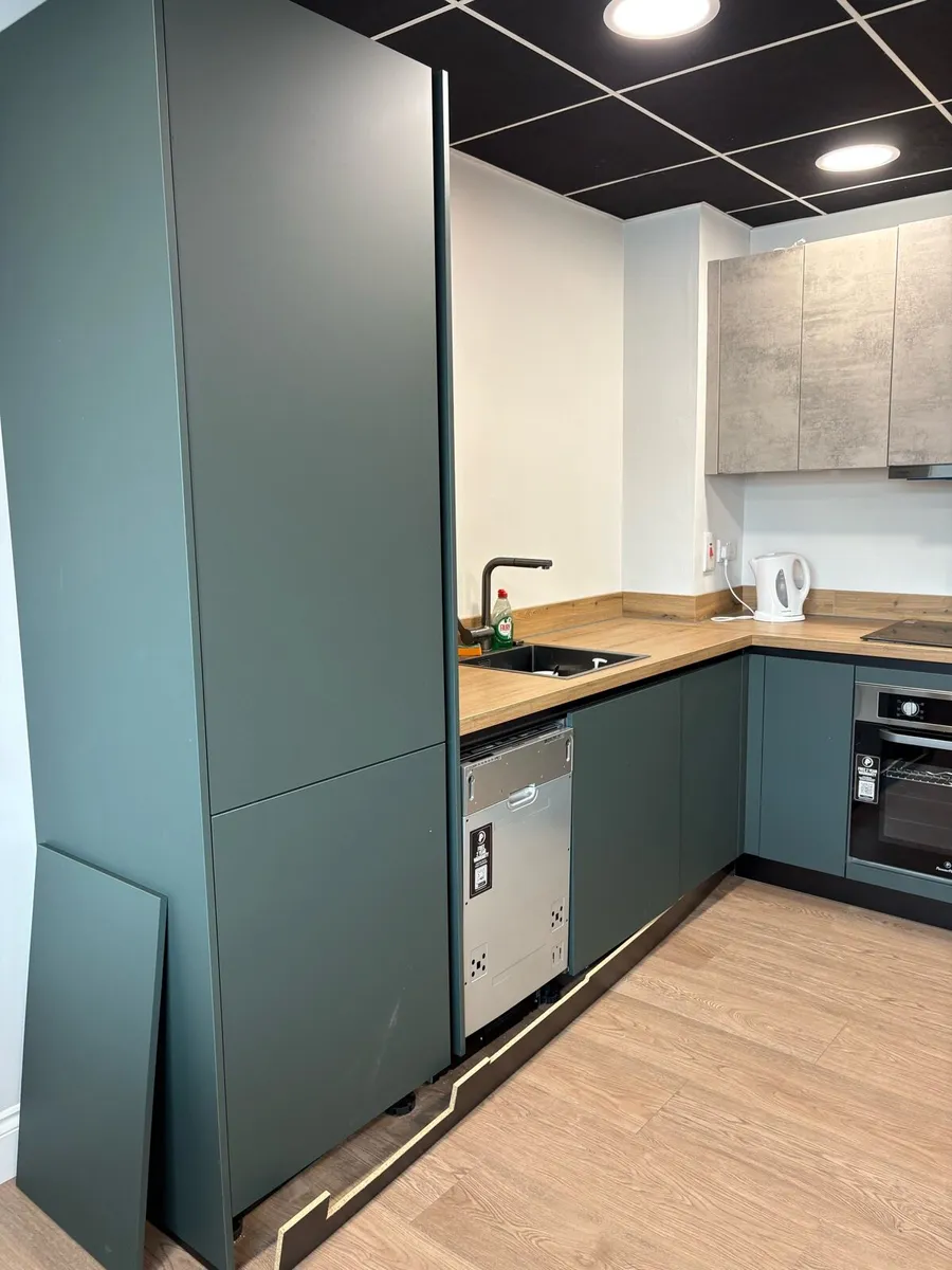 Kitchen - Image 4