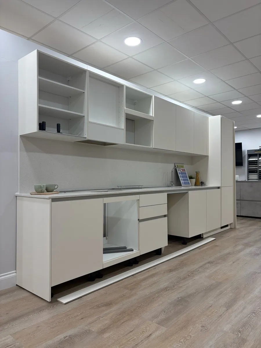 Kitchen - Image 2