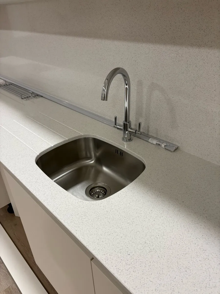Kitchen - Image 3