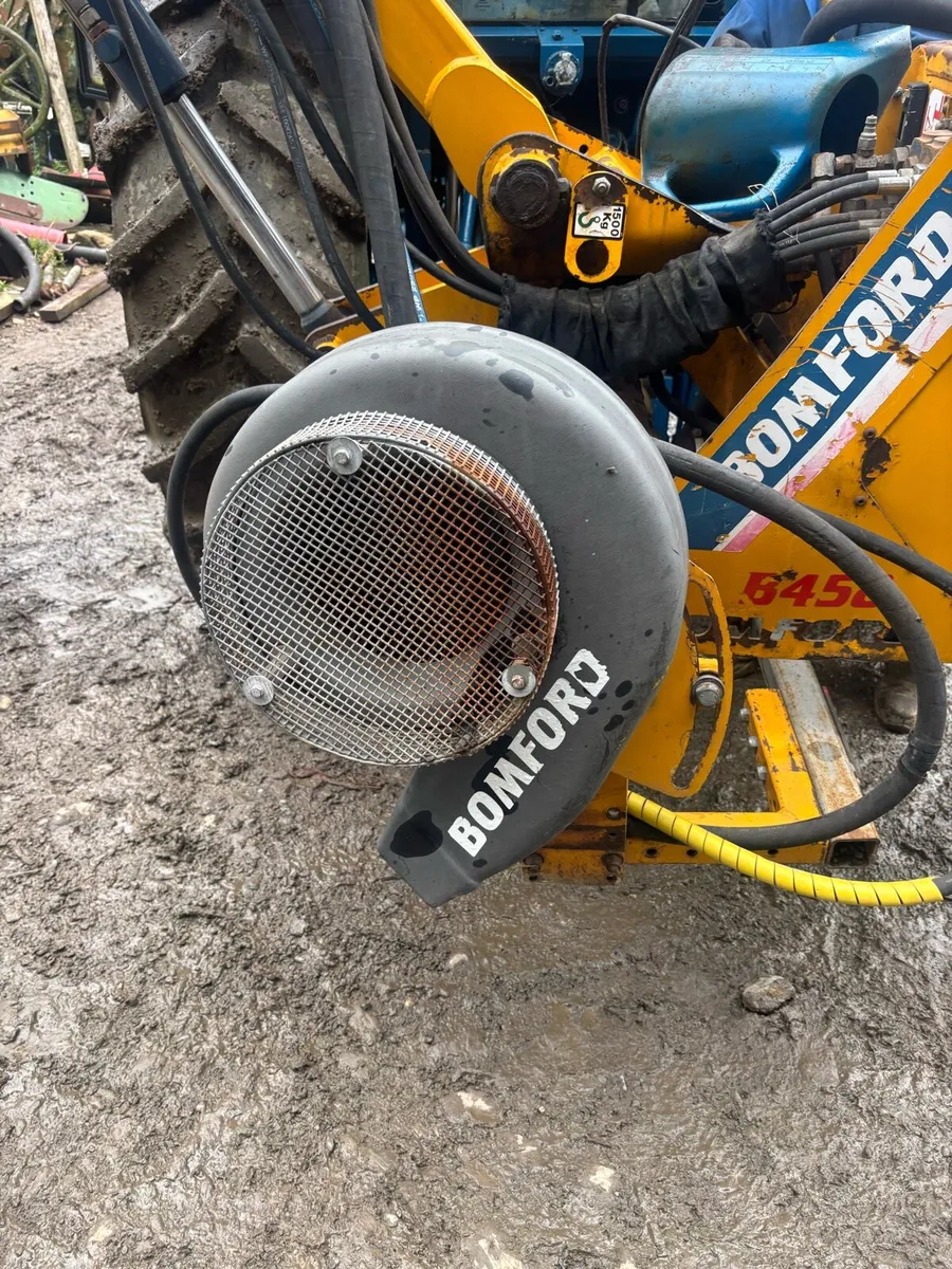 Debris Blower - Image 1