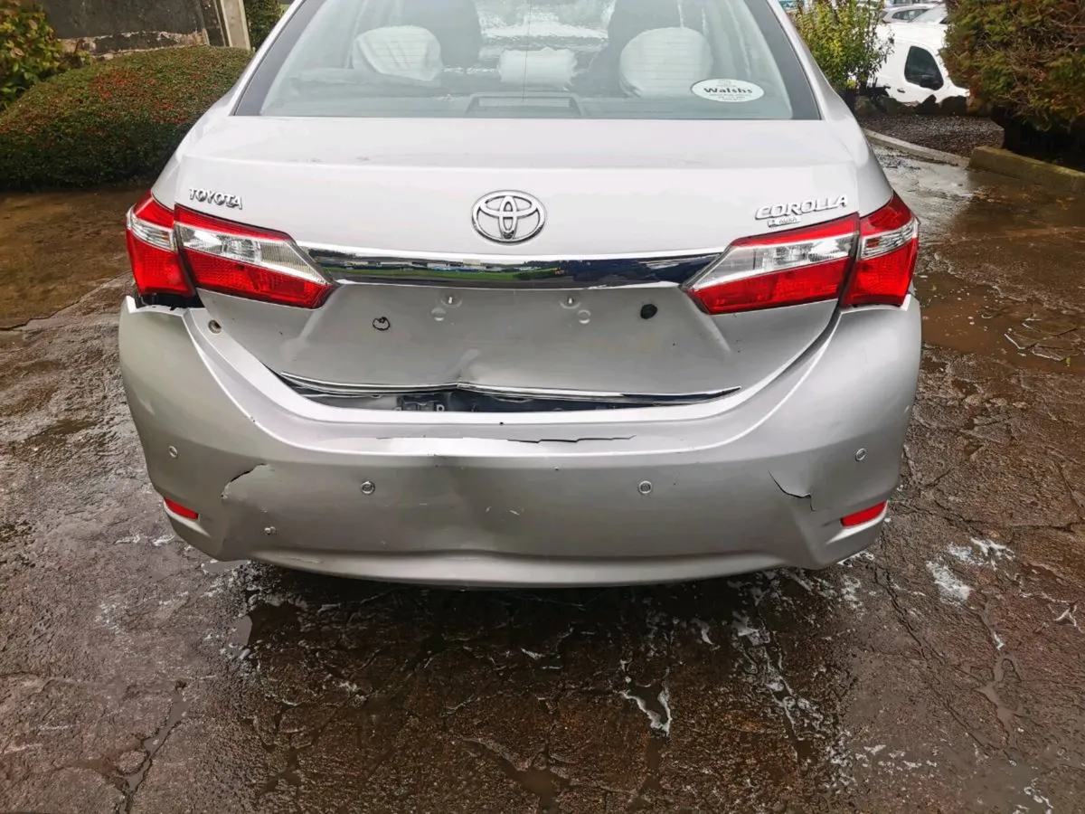 14 Toyota Corolla Diesel - Image 3