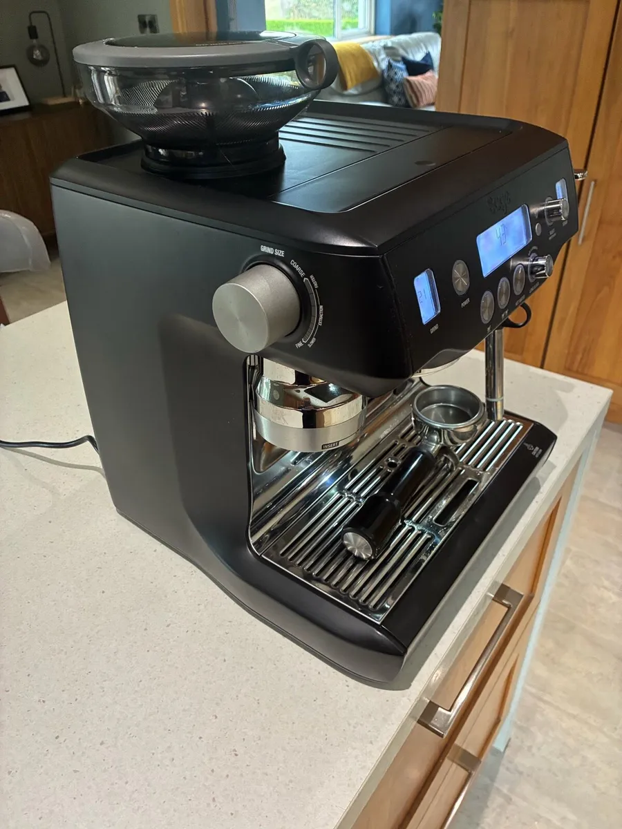 Sage oracle & Delonghi coffee machine - Image 3