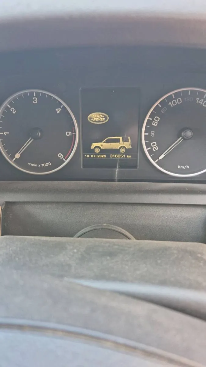Land rover discovery - Image 3