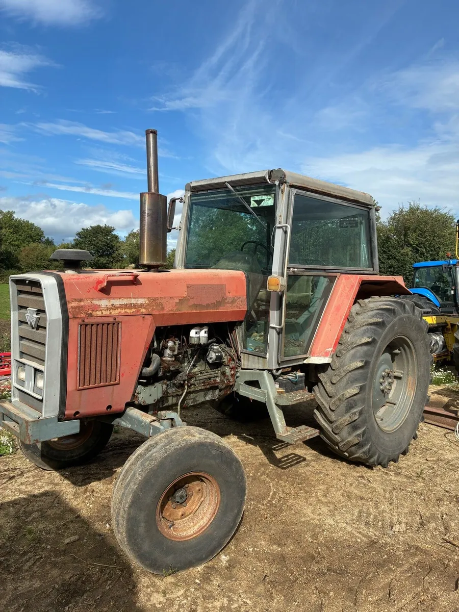 Massey Ferguson 2640 - Image 1