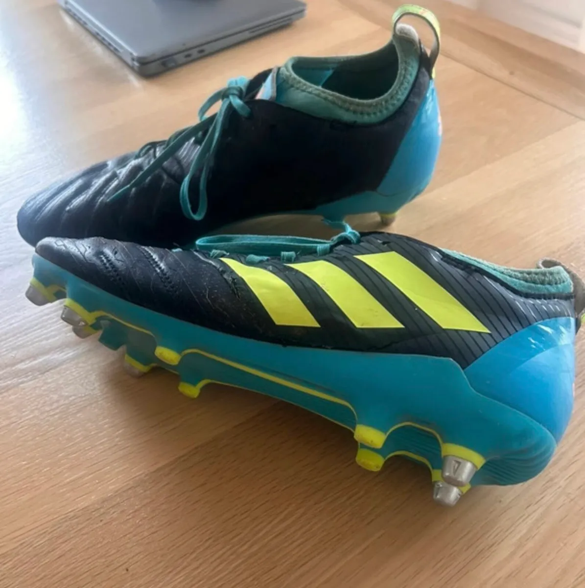 Football boots - Image 3