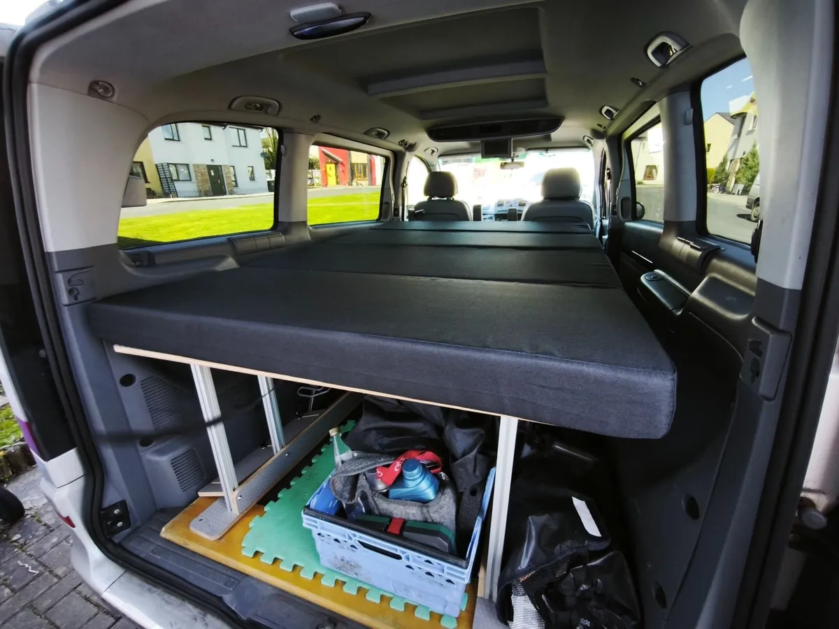 2010 Mercedes-Benz Viano Campervan 2.2 CDI Auto - Image 3