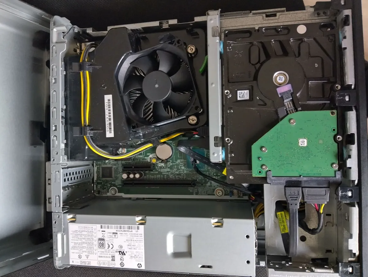 HP ProDesk 600 G3 SFF (i5 6th Gen) and power cable - Image 3