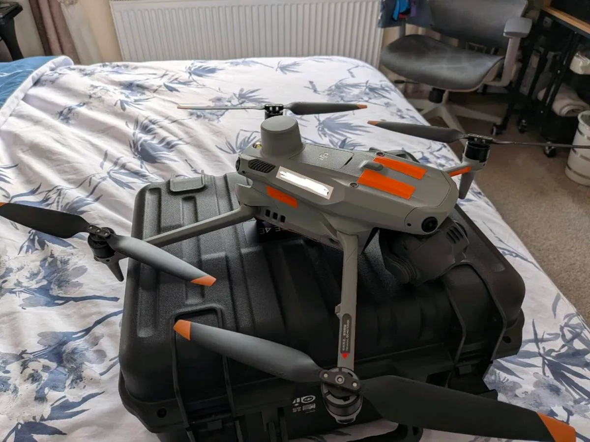 DJI Matrice 4E - Image 1