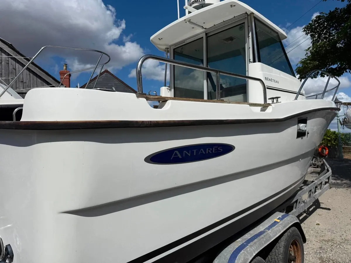 Beneteau Antares 620 Volvo Diesel - Image 2