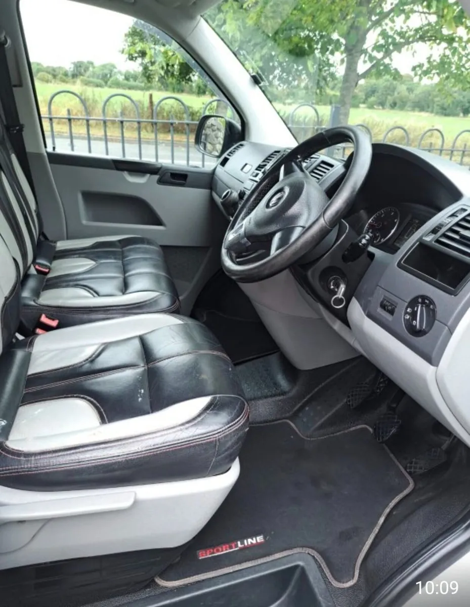 Volkswagen Transporter 2015 - Image 3