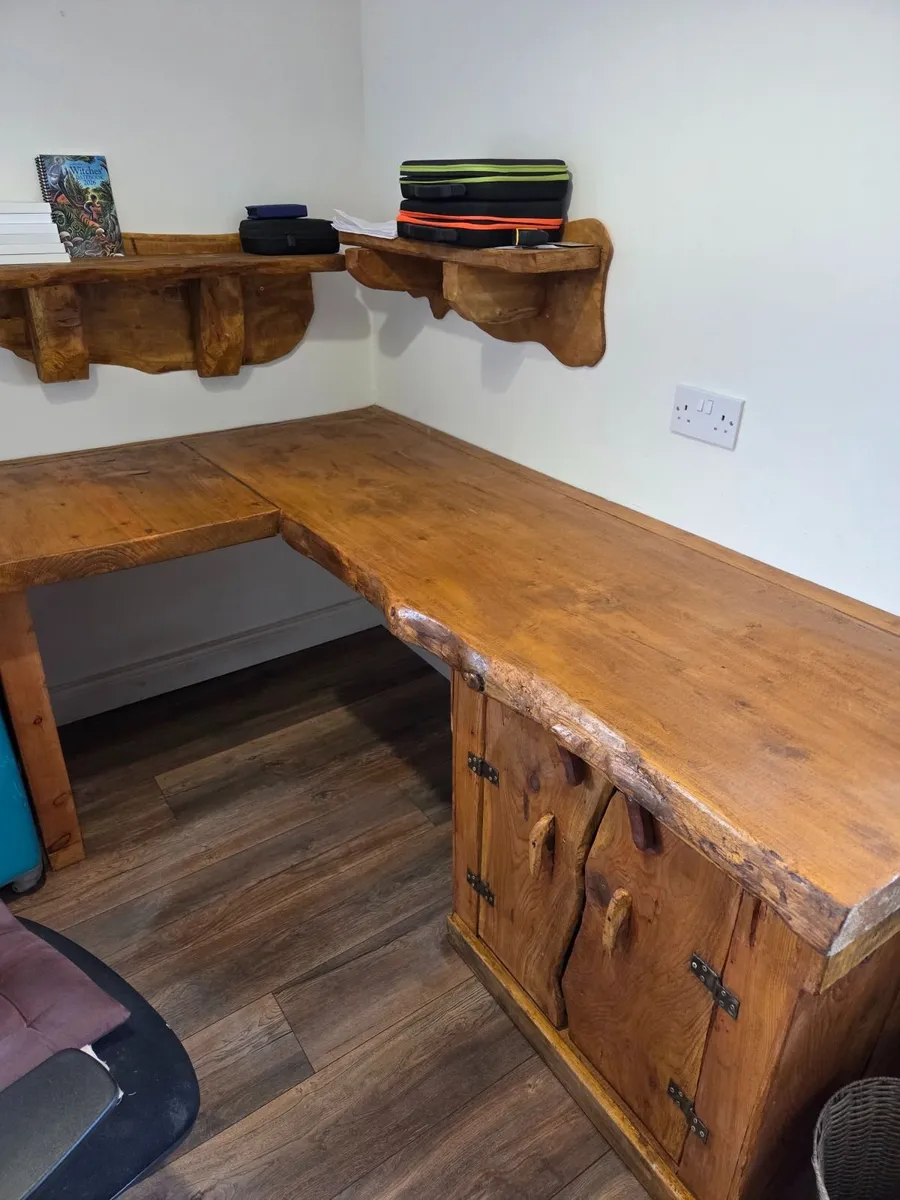 desk - Image 4