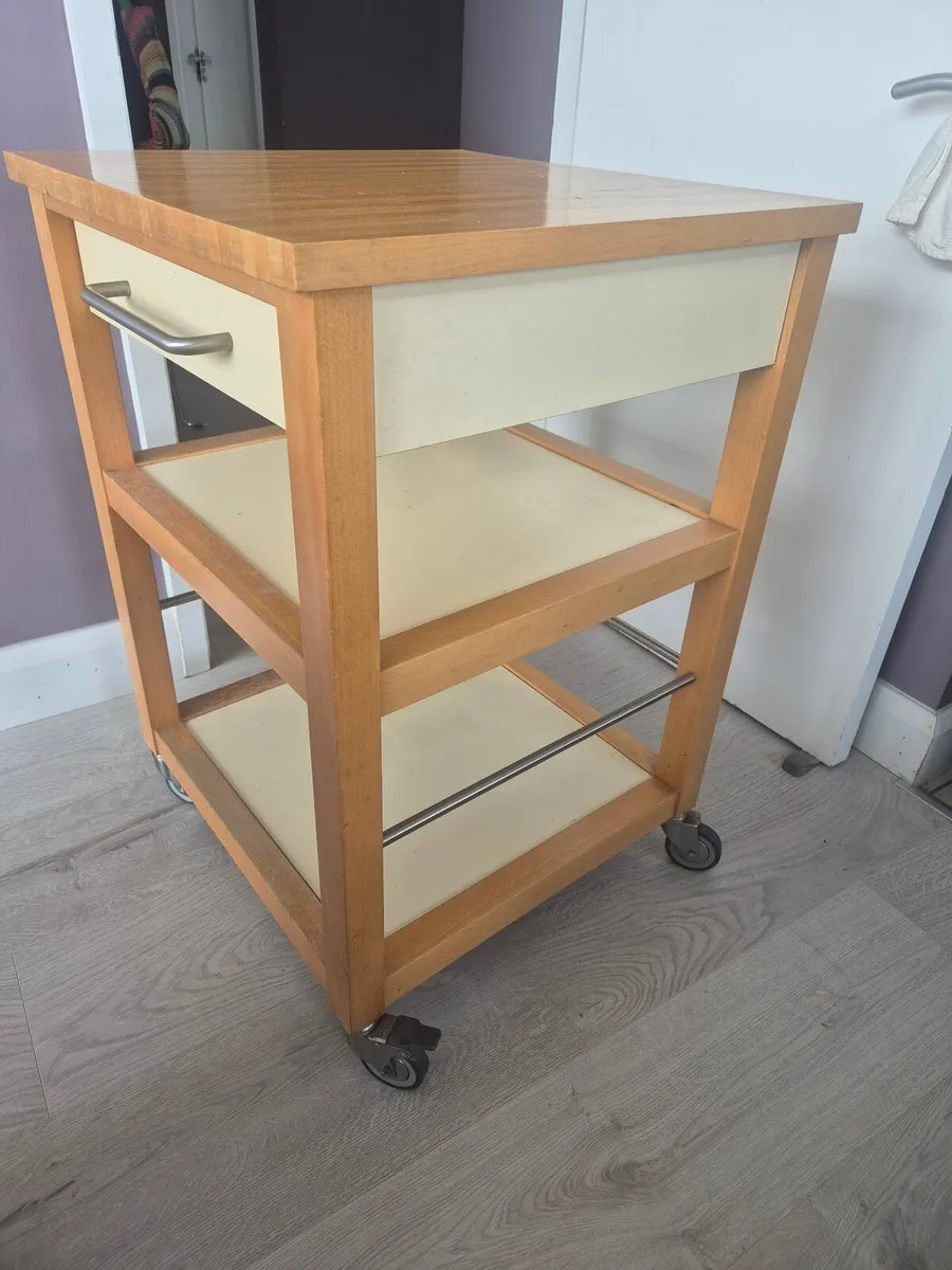 Kitchen butchers block