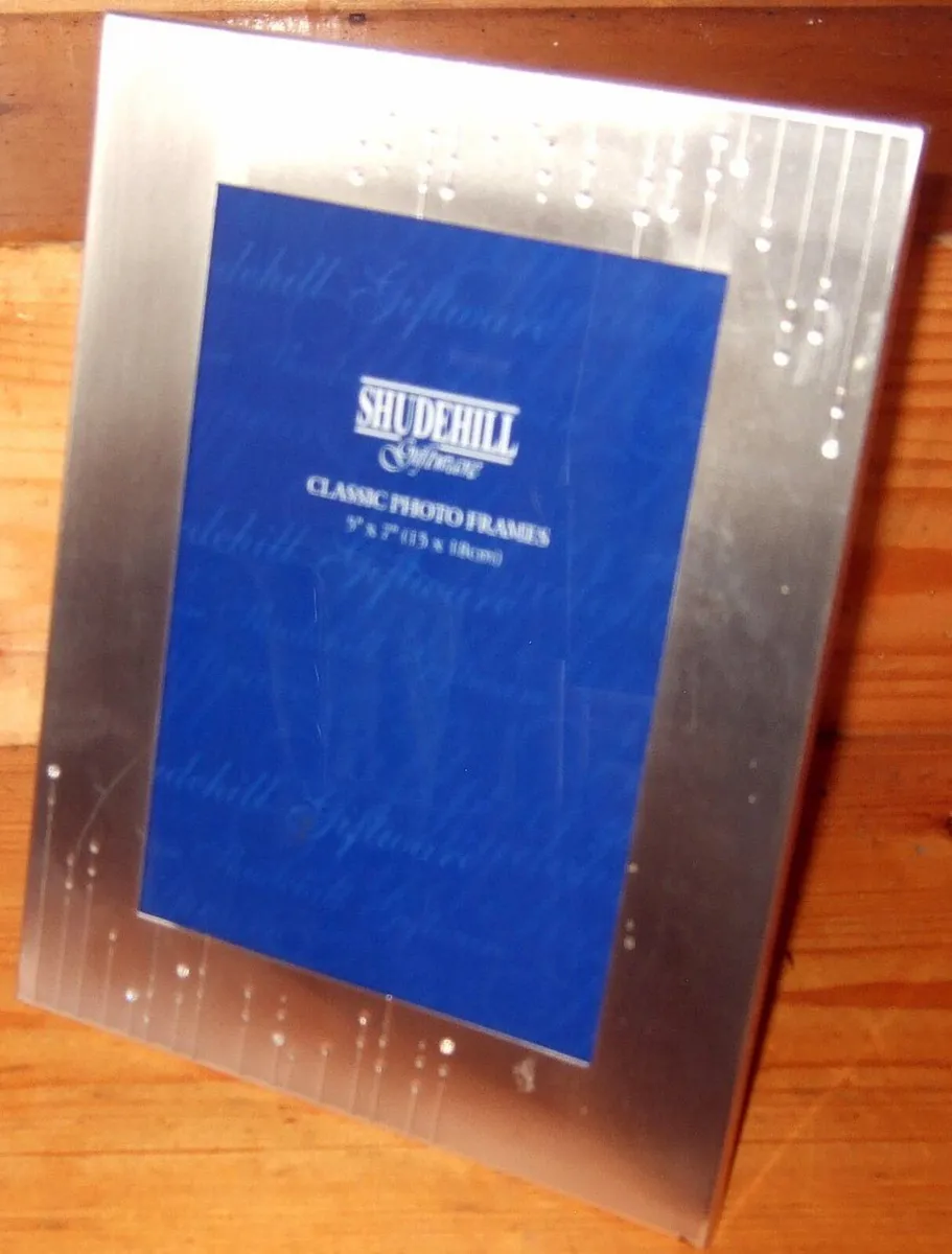 Pristine Shudehill Giftware Classic Silver Frame - Image 3