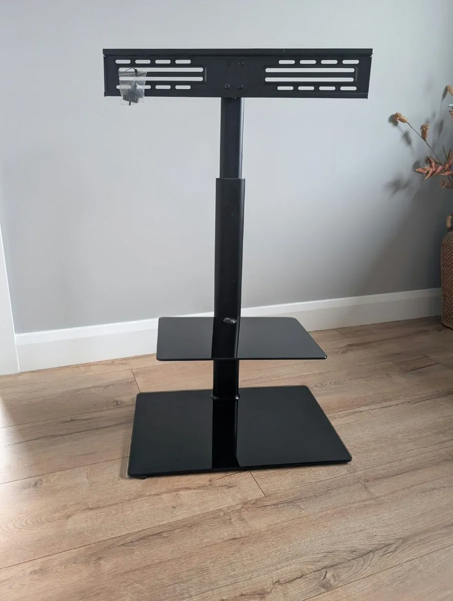 Free Standing TV Stand