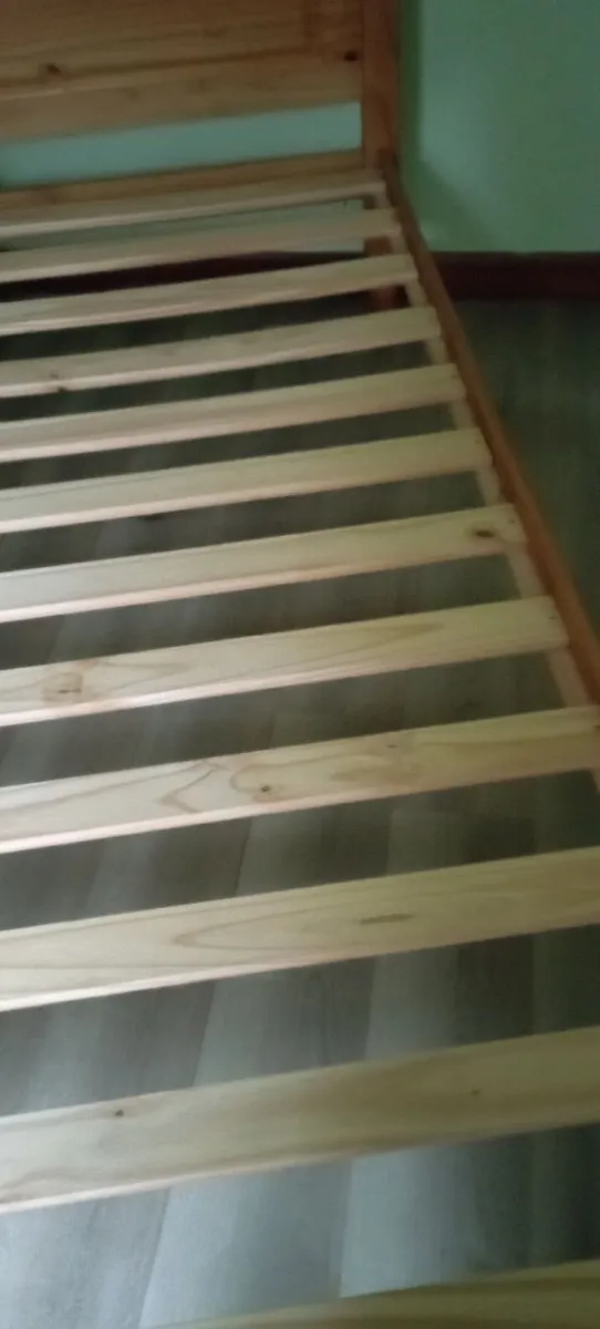 Single Bed - Image 4