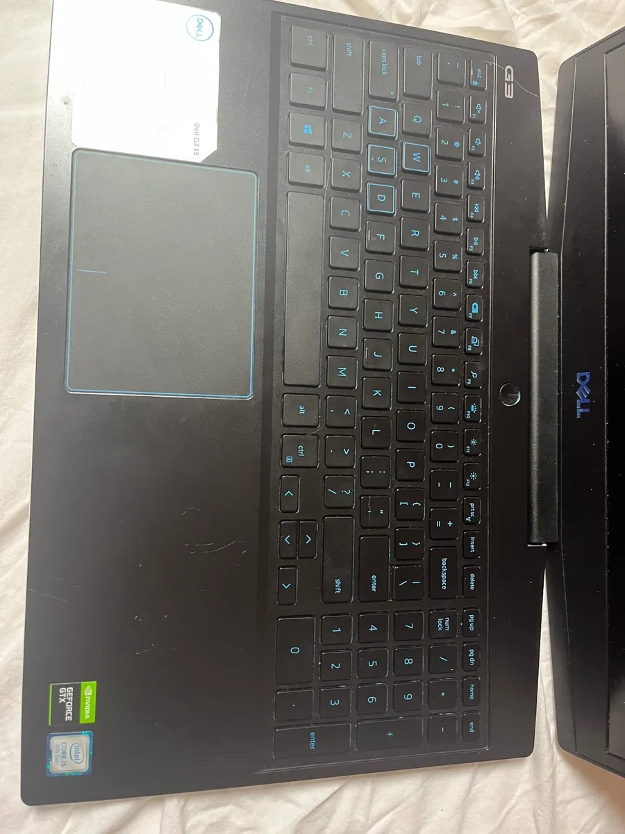 Laptop - Image 3