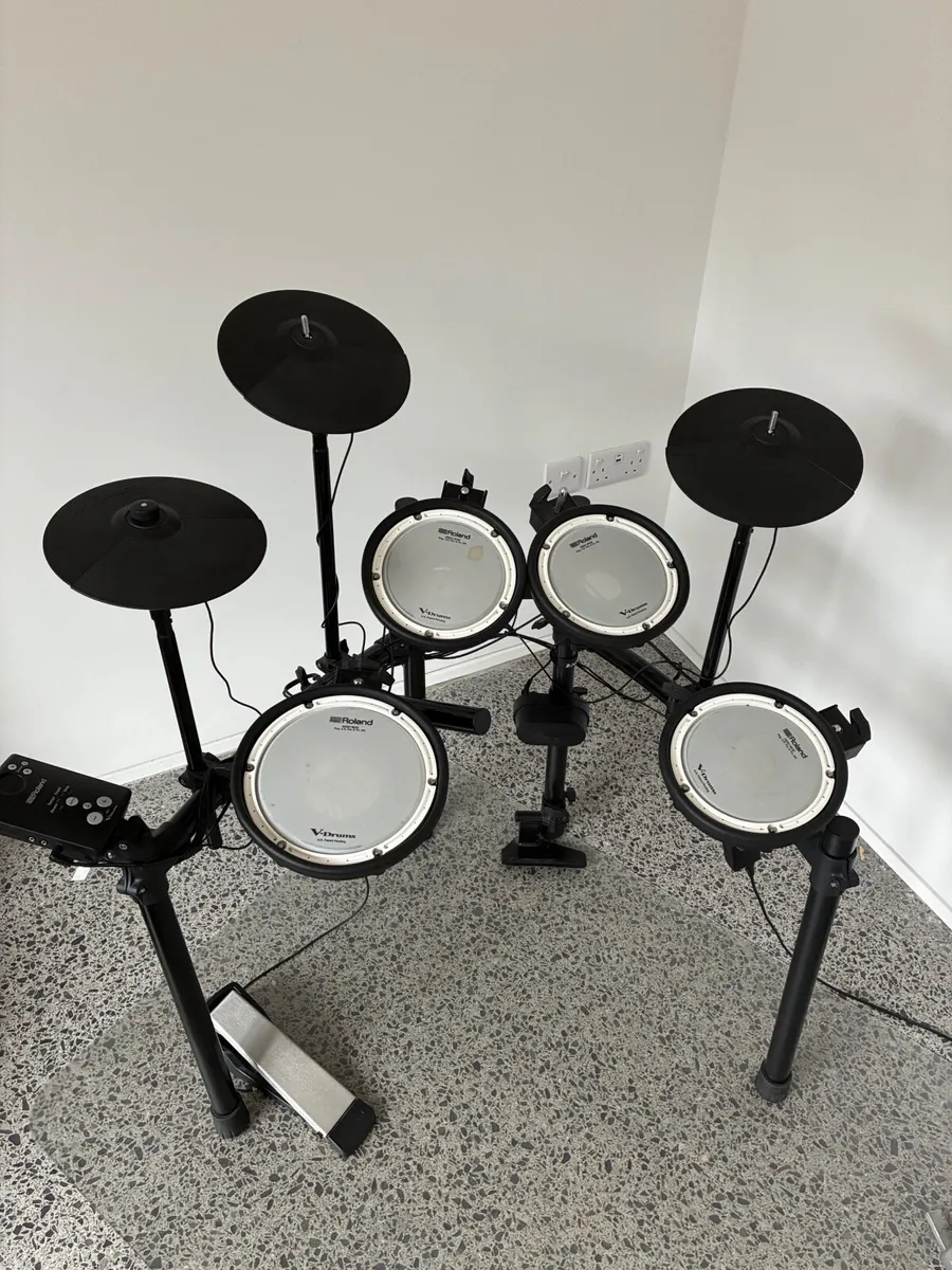 Roland TD-1 V-drums - Image 2