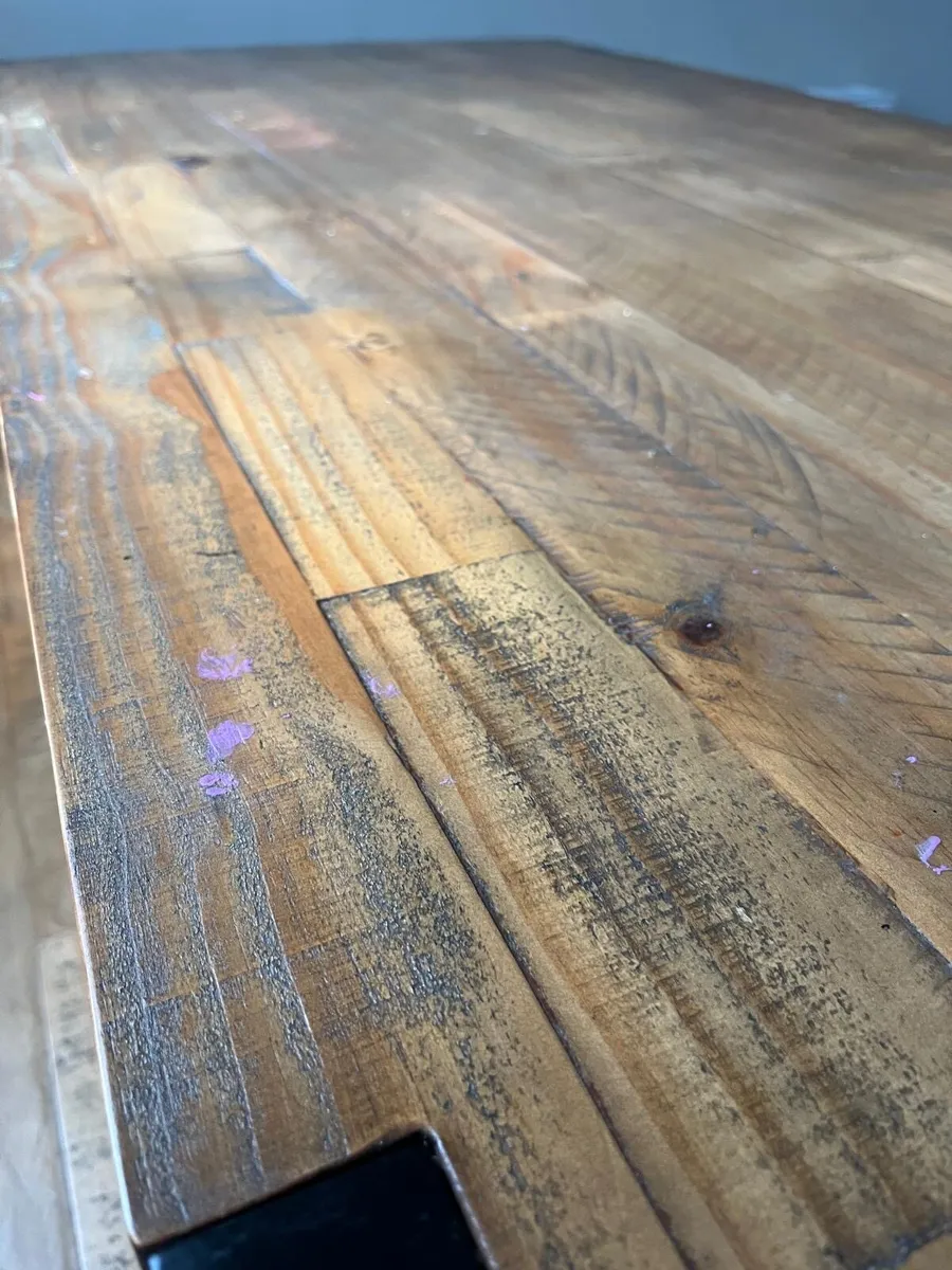 Dining table with 2 matching benches - Image 2