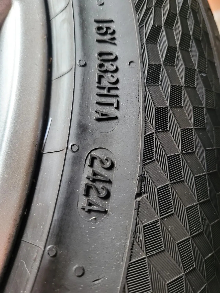 Alloy rims and tyers - Image 2