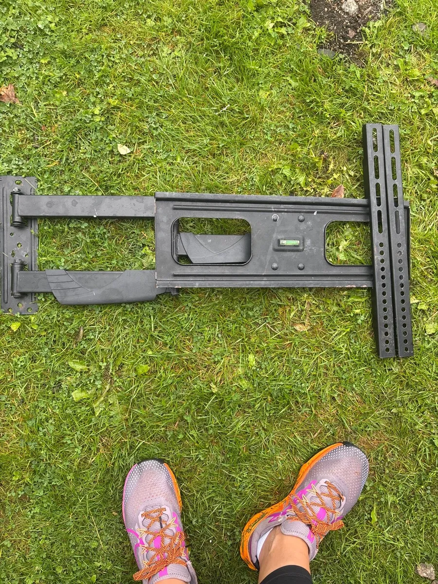 Tv wall mount - Image 1
