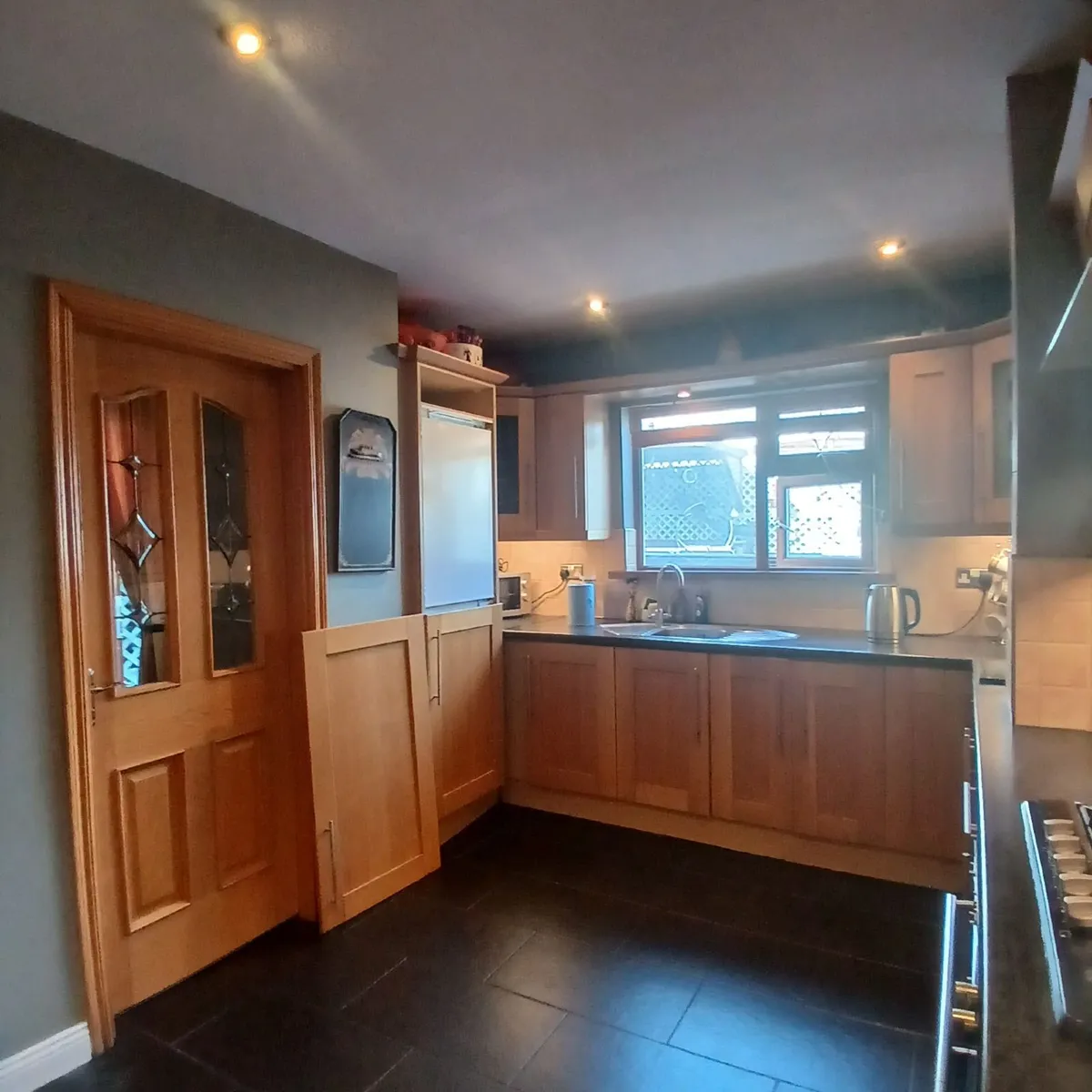 Kitchen - Image 4
