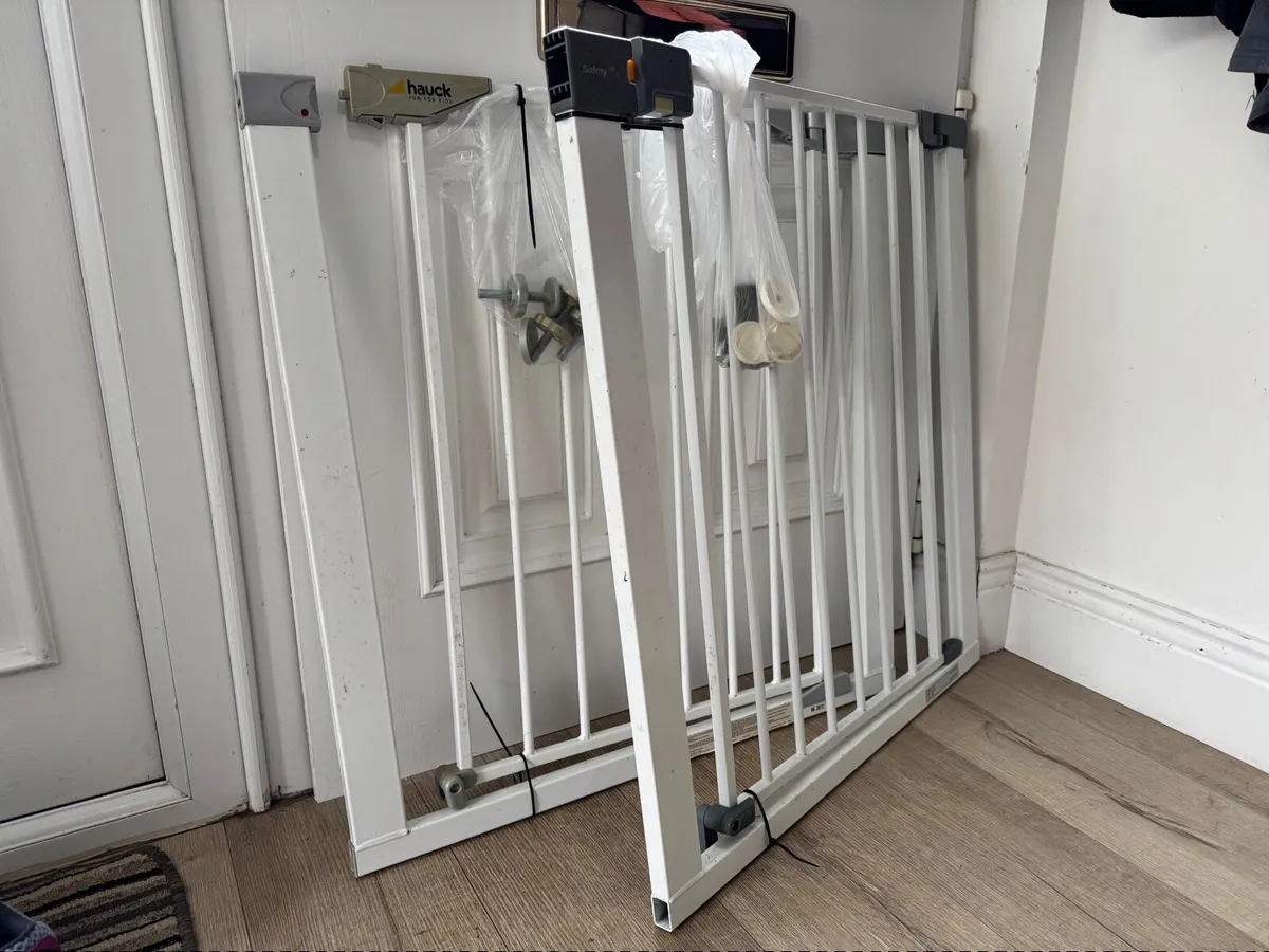 2 Child / Pet safety gates for free - Image 3