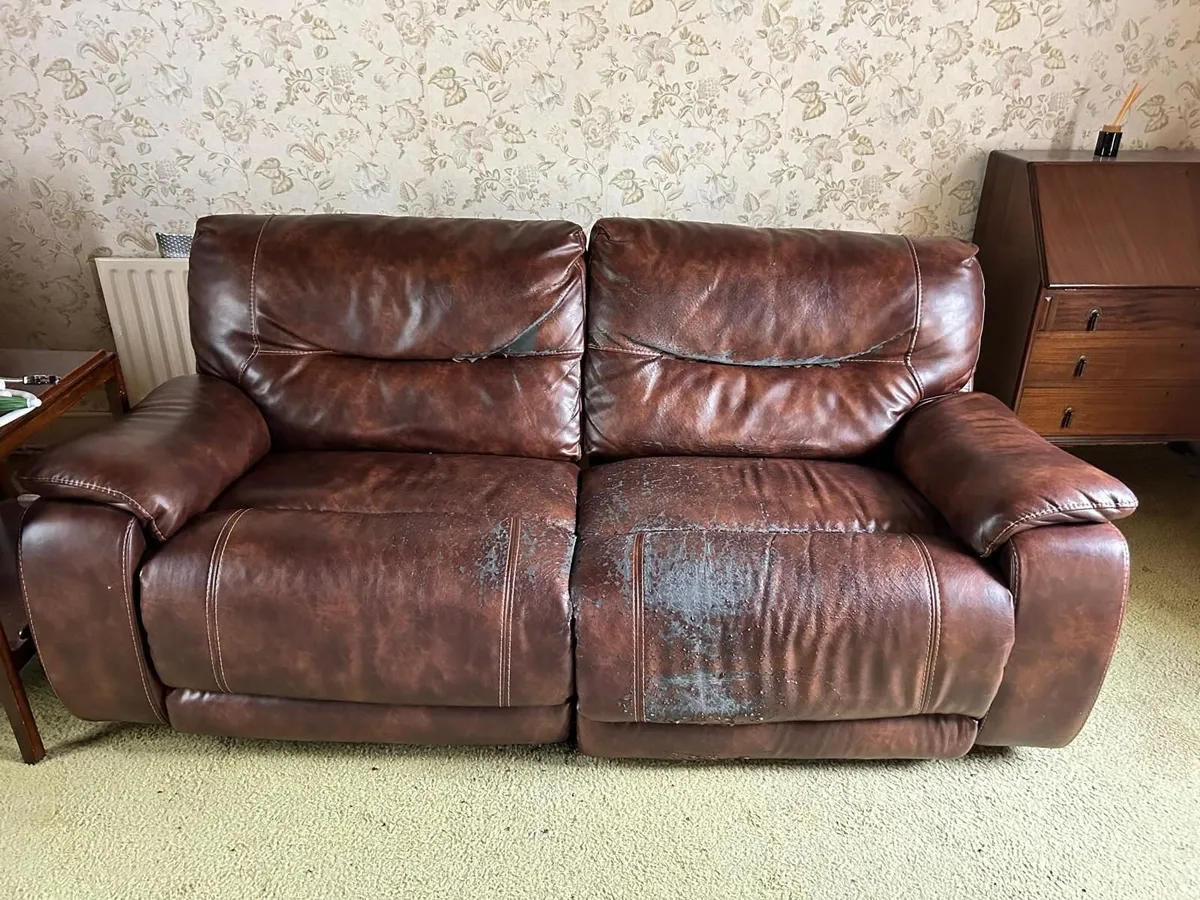 Free Couch – First Come, First Served - Image 2