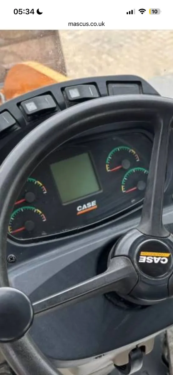 Case model F Loading shovel monitor repair - Image 4