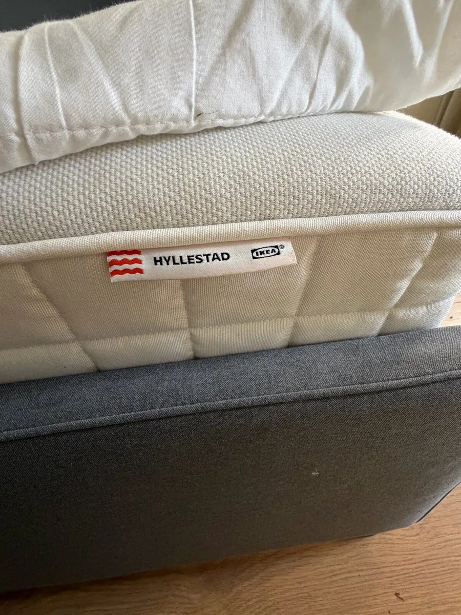 FREE Double Mattress – Blackrock - Image 2